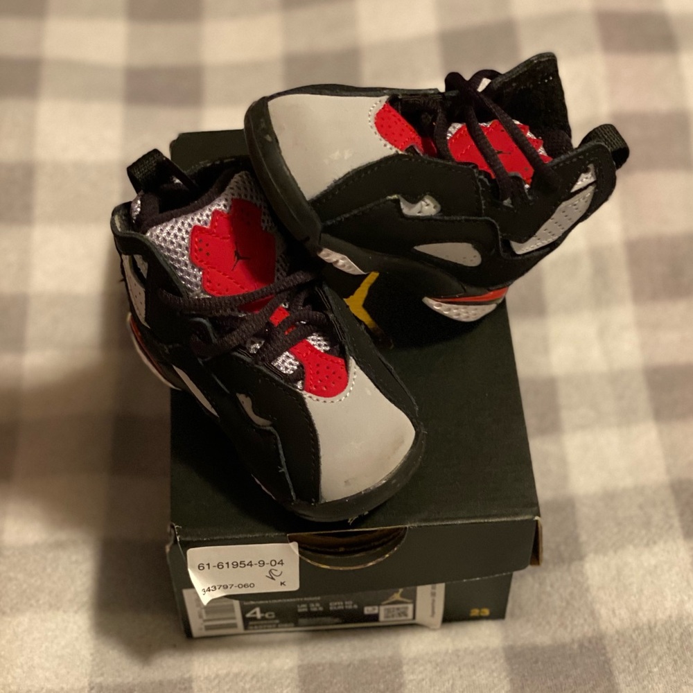 Size 4C Jordan’s